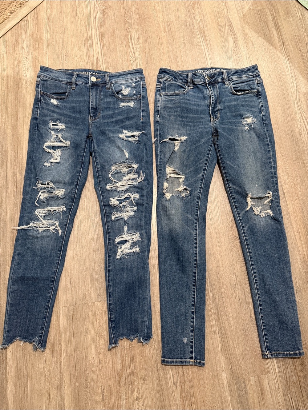 Distressed Women's American Eagle Stretchy Skinny Jeans Bundle